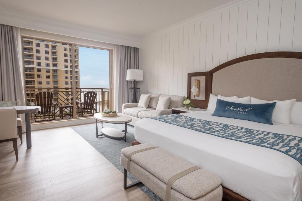 Sandpearl Resort